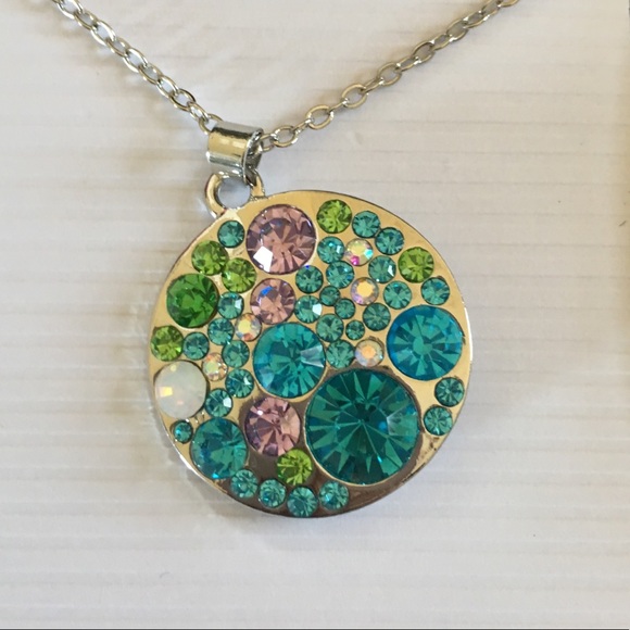 18K White Gold Plated - Picture 1 of 3